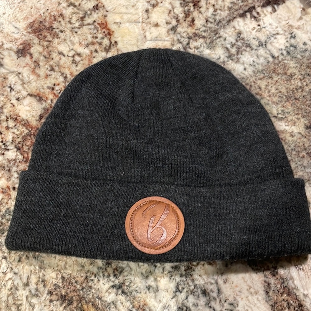 Cute little gray beanie. “B” CG Habitats